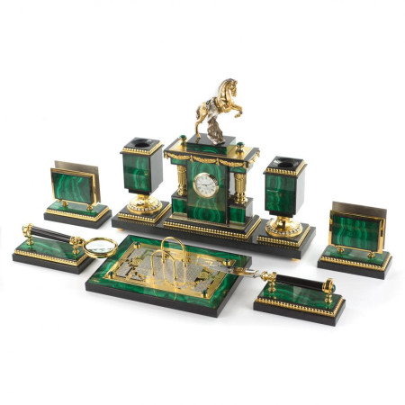 Настольный набор "Конь с попоной" из малахита Златоуст