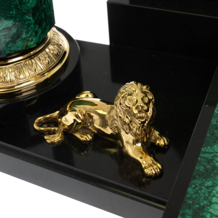 Письменный набор "Президентский" из малахита с лампой